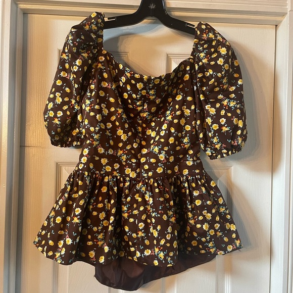 NWT Autumn Adiegbo Bridgette Floral Cut-Out Peplum Blouse - Picture 5 of 8